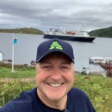 Danielle Butt (@daniellebutt)