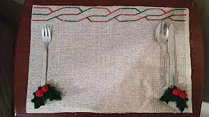 Yami Yami araña - Individual navideño en tocuyo y detalles a crochet |  Facebook