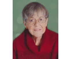 Darlene Robb's Instagram, Twitter & Facebook