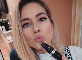 Юлия паршута — лёд в твоём спрайте 03:35. Yuliya Parshuta Vpervye Pokazala Lico Muzha