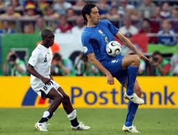 September 1976 in rom) ist ein ehemaliger italienischer fußballspieler. Spielanalyse Iaquinta Lasst Italien Jubeln Italien Ghana 2 0 Vorrunde 1 Spieltag Weltmeisterschaft 2006 Kicker