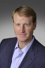 Steven Shores's Instagram, Twitter & Facebook