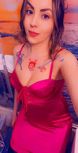 Kon, get out of there, that's not your family