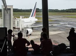 Vos droits en cas d'annulation de vol. Nouveau Confinement Les Vols Air France Confirmes Ce Weekend Air Journal