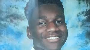 Another great moment with Kyler. This young woman has been battling cancer  and is trying to attend school while also getting treatment for everything  that's going through her body. All of the