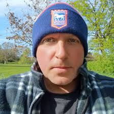 Crisp and beer pairing night ... Thought we were "arty"