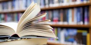 Siapa orang tua harus membaca buku dunia? Cerita Kertas