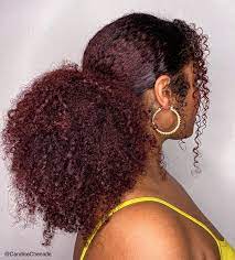 This nuance will correct the shape of the face, add a little asymmetry, especially relevant in the current season, and will undoubtedly attract the attention of others to your image. 43 Cute Natural Hairstyles That Are Easy To Do At Home Glamour