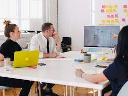 Absenta unei boli nu inseamna neaparat ca suntem sanatosi. Job Entry Level Versus Internship Ghid Pentru Studenti Si Absolventi