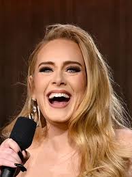 最佳AI聊天角色亞黛爾：探索資料與使用者評論|Polybuzz AI聊天機器人