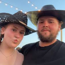 Cindy Ohlmann (@junebugent) • Instagram photos and videos