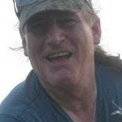 Karen Muszynski's Instagram, Twitter & Facebook