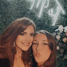 Kat Courage (@kat.courage) • Instagram फोटोहरू र भिडियोहरू