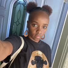 All-artist crew to undertake a six-day simulated moon mission