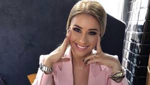 Toate aceste nume apartin aceleiasi persoane. Cum A FÄƒcut Avere Anamaria Prodan Impresara SusÈ›ine CÄƒ Nu S A ImbogÄƒÈ›it Din Fotbal Buna Ziua Iasi Bzi Ro