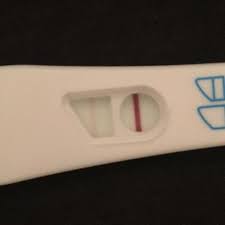 Nach einem positiven schwangerschaftstest fragen sich viele frauen, ob sie nun direkt zum arzt gehen sollten. Frauenarztbesuch Bei Schwangerschaft Schwanger Frauenarzt Positiv