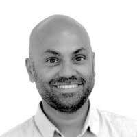 E-mail e telefone de Luis Russo