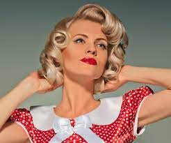 Ende der 60er/ mitte der 70er jahre war es die schüttelfrisur, a'la mireille matthieu, danach die kaltwelle, halblange und lange haare waren angesagt und. 70er Frisuren Die 5 Schonsten Retro Styles Desired De