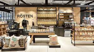 Direkt Am Eingang Des Rewe Centers Empfangt Eine Kaffeerosterei Die Kunden Zehn Verschiedene Sort Kaffeerosterei Restauranteinrichtungen Ladeninneneinrichtung