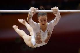 Onze landgenote nina derwael pakte op het wereldkampioenschap gymnastiek in stuttgart (duitsland) de gouden medaille op de brug met ongelijke leggers. Wk Turnen Nina Derwael Gaat Voor Goud Op Brug Met Ongelijke Leggers Metro Krant