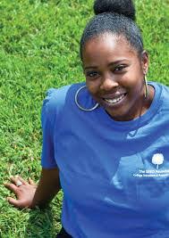 Donna Carkeek's Instagram, Twitter & Facebook