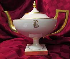 Pin By Candy Powers On Tea Pots Cups Tea Pots Porcelain Teapot Teapots Unique