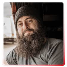 QUB Astrophysicists receive prestigious prizes from the Royal Astronomical  Society