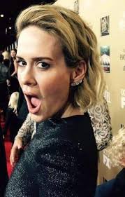 Shelly Bowman (@shelltone89)