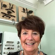 Who can install a boat lift for me?