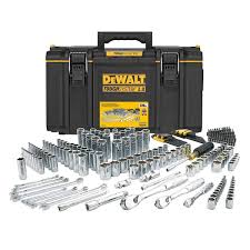 Reviews for DEWALT Mechanics Tool Set (226-Piece) with TOUGHSYSTEM 2.0 22  in. Medium Tool Box