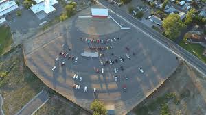 Watch blockbuster movies on a giant screen and enjoy delicious snacks from the historic snackbar. 9 Last Standing Drive In Theaters In Colorado 303 Magazine