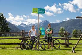 E Bike Ladestation Fahrrad Energie Tanken Emobilitat Infrastruktur Sport Energy Technology Energy Natural Landmarks