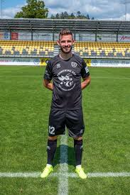 James weir (fk pohronie) right footed shot from the centre of the box is saved in the top centre of the goal. Fkpohronie Hashtag On Twitter