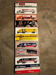 Gop presidential candidate ben carson meets with legendary nascar driver richard petty at a campaign event in north carolina where he defended confederate flags. Early 90s Ertl Haulers Thought I Had A Davey One As Well But Can T Find It Richard Petty One Is Signed Nascar