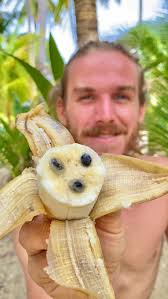 This is what a real banana looks like😱💯Save and Share this reel with  someone who needs to see this! #rawvegan #fruit #veganfood #foodie #foodporn