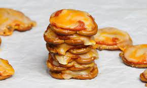 These Pizza Pretzel Bites Are A Tasty Appetizer To Make In 10 Minutes Your Next Party Easy With Just 4 Simple I Snacks Pretzel Bites Recipes Quick Easy Meals
