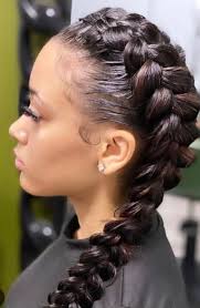 Who can braid natural hair in Florissant?