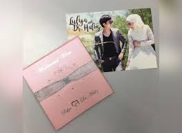 Foreigners share why they love malaysia. Lufya Mula Edar Kad Jemputan Kahwin