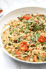 Creamy Vegan Sun Dried Tomato Chickpea Hummus Spaghetti This Savory Vegan Recipe Vegan Sun Dried Tomatoes Spaghetti Recipes Vegan Spaghetti