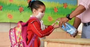 Una madre colombiana que vive en una zona rural cercana a la capital del país explica que, en su caso, la alternancia entre clases virtuales y presenciales no es una opción porque la institución no cuenta con agua potable y los baños son portátiles, imposibilitando que los niños cumplan con un. Mineducacion Gradual Progresivo Y Seguro Sera El Regreso A Clases Presenciales Acoltes