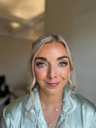 Hi future brides! I am a makeup artist that specializes in bridal glam! If  you are looking for a makeup artist for your 2026 wedding I would love to  chat!