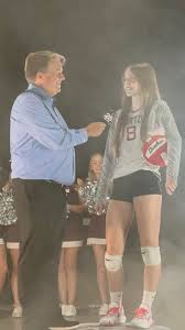 JERRY HAHN scored 10 as Dee Mack downs Heyworth...