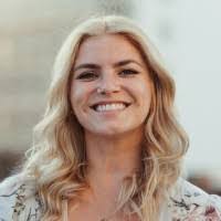 Hope Bales's Instagram, Twitter & Facebook