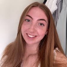 Beth Mcfarlane (bethmcfarlanee)