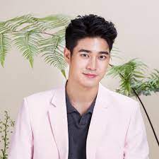 แฟนละครแห่คอมเมนต์รัวๆ หลัง พระเอกดังช่อง 7 ยูโร ยศวรรธน์ ทะวาปี โพสต์ท่าหล่อ ลองผันตัวมาขาย ลอตเตอรี่ เลขเด็ด เอาใจแฟนคลับสายเสี่ยงโชค. à¸¢ à¹‚à¸£ à¸¢à¸¨à¸§à¸£à¸£à¸˜à¸™ à¸—à¸°à¸§à¸²à¸› à¸›à¸£à¸°à¸§ à¸• à¸‡à¸²à¸™à¸¥à¸°à¸„à¸£ à¸£ à¸›à¸– à¸²à¸¢ Instagram à¸•à¸²à¸£à¸²à¸‡à¸‡à¸²à¸™ à¸¢ à¹‚à¸£ à¸¢à¸¨à¸§à¸£à¸£à¸˜à¸™ à¸—à¸°à¸§à¸²à¸›