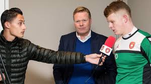 Prefers not to tell the details of marital status or divorce. Ronald Koeman Fc Oss Campanulaceae Datasgp88 Site