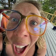 Lucy Squires's Instagram, Twitter & Facebook