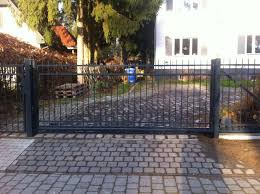 Tore Aus Polen Zaune Aus Polen In 2020 Zaune Aus Polen Polen Polen Zaun