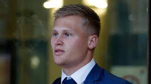 Frank Zumbo court trial: Craig Kelly's staffer 'threw chair, exposed penis' 