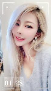 美女～新年快樂🎉🎈